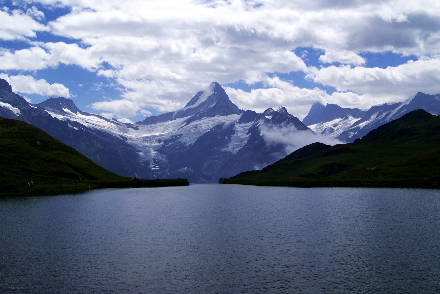 photo Oberland Suisse Grindelwald Jungfrau Eiger Alpes lac paysages